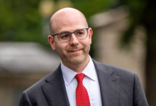 特朗普提名米兰担任美联储理事，直到2026年1月-程序员中文网