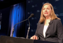 9月降息几近定局？美联储鲍曼“喊话”：力挺年内降息三次-程序员中文网