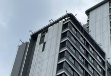 离交房越来越近,全国总价地王隔壁,香港置地某豪宅小区的业主却坐不住了⋯⋯-程序员中文网